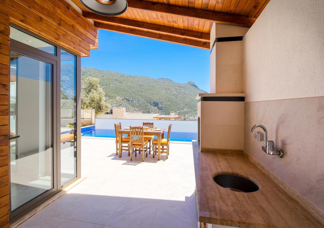 Villa 3 Sleeps 4 Isolated Honeymoon-Villa Lale Uzumlu  Exterior photo